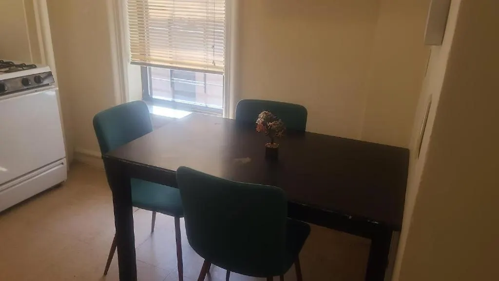 C1 Crown 3 Bedrooms Apartment New York 0*,  USA