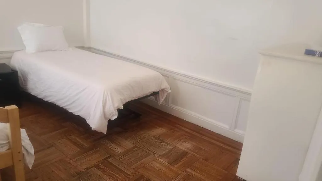 C1 Crown 3 Bedrooms Apartment New York